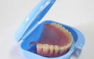 Контейнер для зубных протезов – полезное приобретение или ненужный девайс